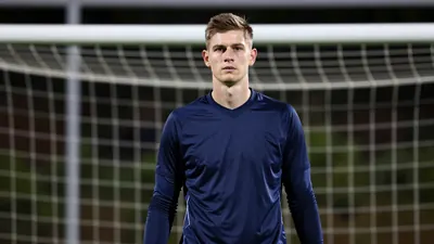 Queens Park Rangers are eyeing Bristol City's Max O'Leary to be their first-choice keeper, with competition from other...